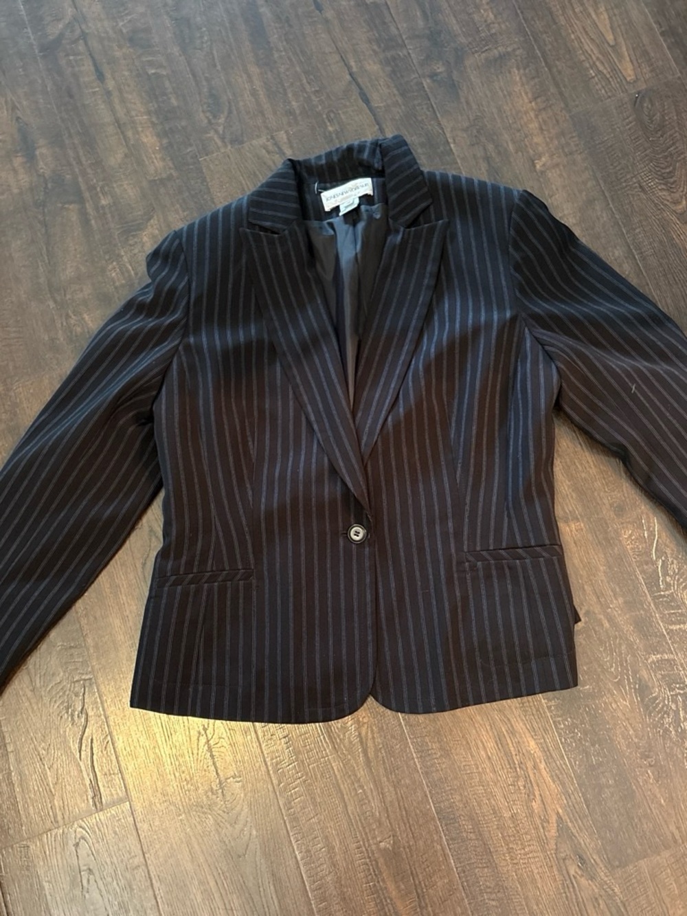 Jones New York Navy Pinstripe Single-Button Blazer